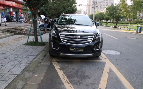 成都天一車燈凱迪拉克XT5車燈改裝升級