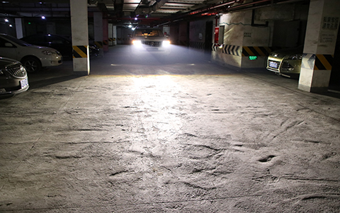 成都天一車燈-普拉多改LED透鏡 近光實拍