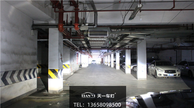 成都天一車燈保力獅Laser激光大燈遠光實拍