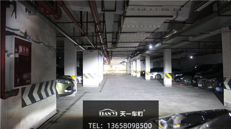 成都天一車燈米石LED雙光透鏡遠(yuǎn)光實(shí)拍