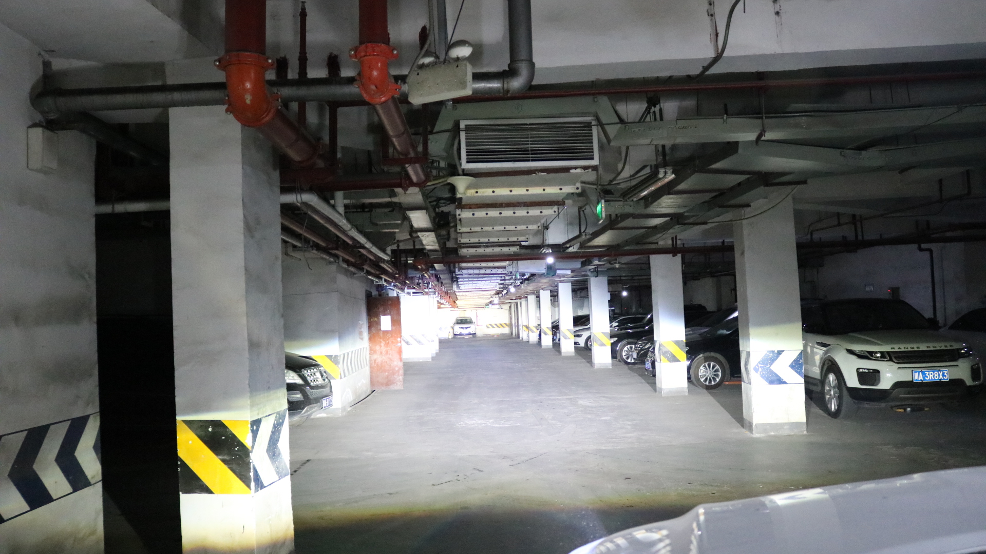 成都天一車燈改裝店